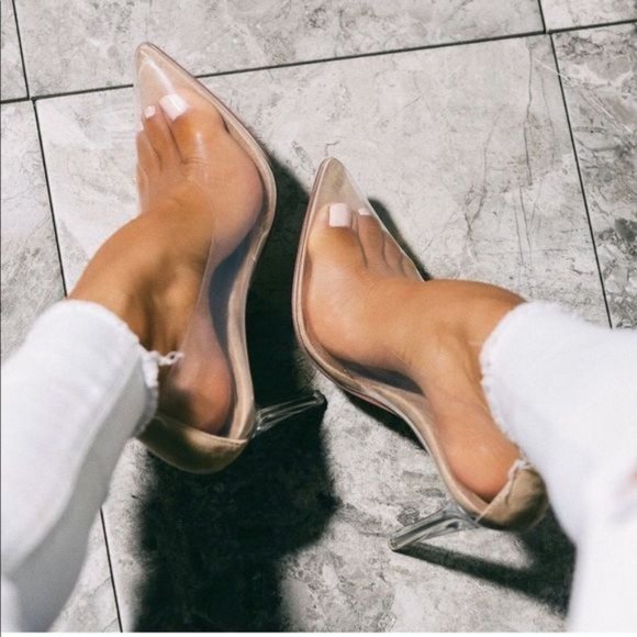 !! NEW !! Glass Doll Transparent Heels in Clear & Nude - Picture 5 of 6